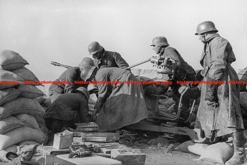 F028494 condor legion soldiers - f028494,