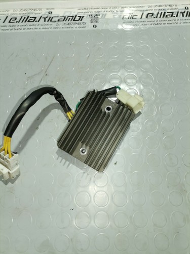 Regolatore tensione piaggio - regolatore,
