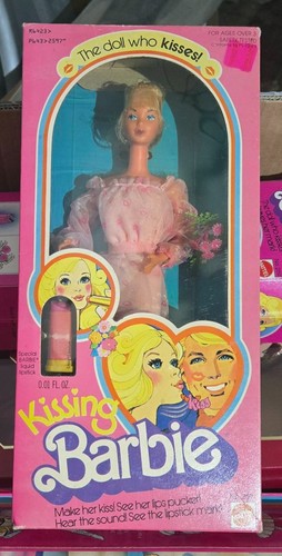 Barbie kissing mattel anni - kissing,
