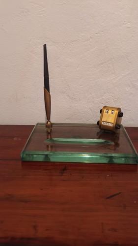 Penna sfera calendario - a,