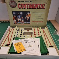 Subbuteo Scatola Gioco Continental Club Edition + Floodlights