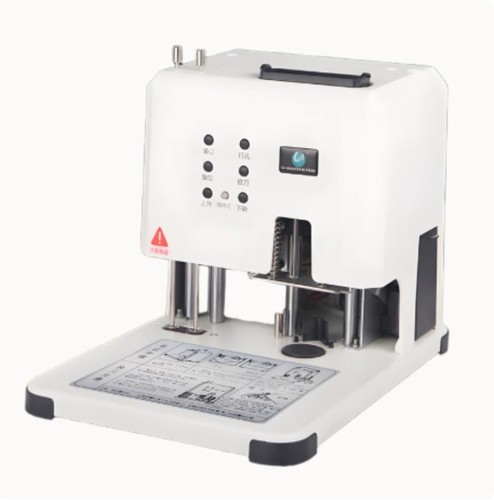 Punzonatrice automatica due - punzonatrice, a