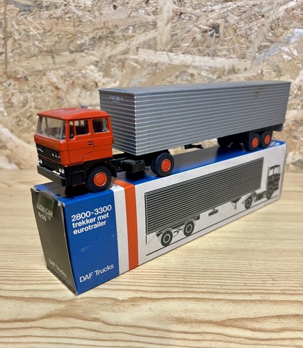 Lion car diecast - car, 59