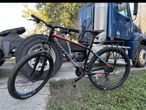 Giant talon mountain bike - 3,