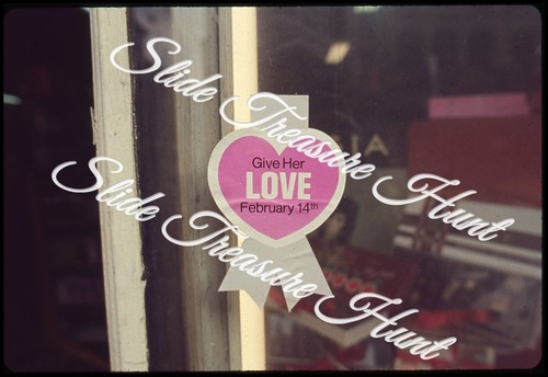 Adesivo give her - love, porta
