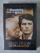 NEUF DVD 2 HOMMES DANS LA