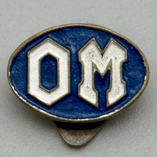 Distintivo smaltato - , 'om'