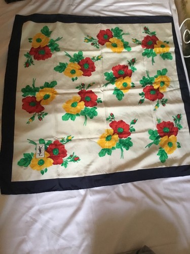 Foulard 100 soie yves - %,