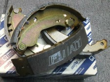 5890500 KIT GANASCE FRENO POSTERIORI ORIGINALE PER FIAT PUNTO TIPO TEPRA Y-Y10