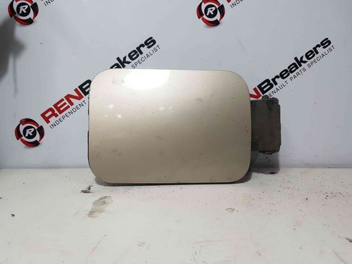 Coperchio parafango carburante