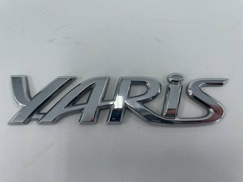 Toyota yaris 2019 emblema - toyota,