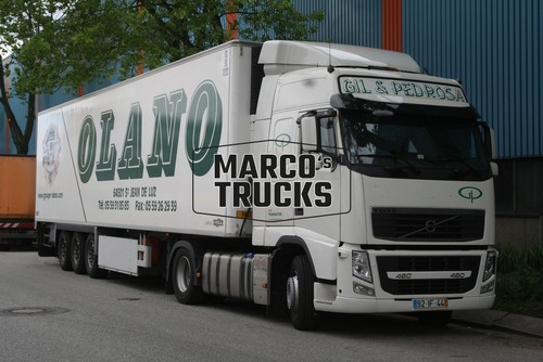 Foto camion volvo 460 - camion,