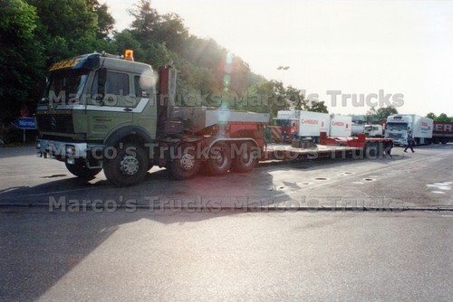 Foto camion mercedes benz - foto,