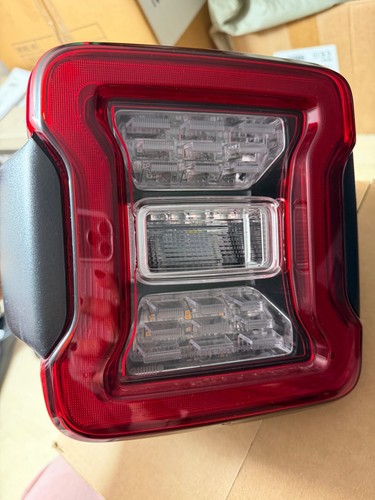 Faro posteriore sinistro led