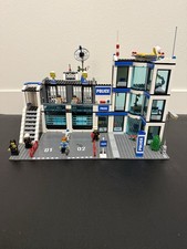 LEGO CITY Police Station 7498