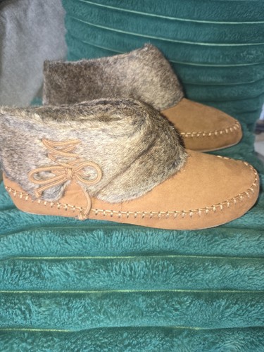 Queste pantofole assomigliano