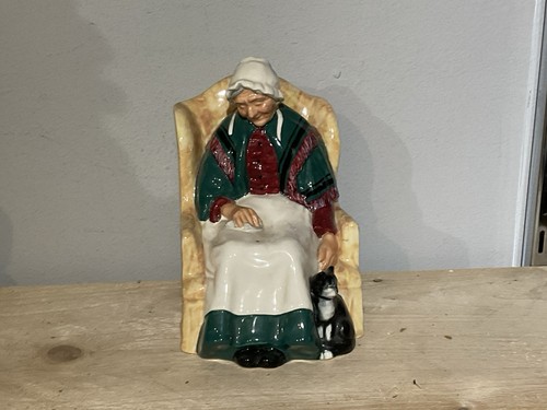 Figurina royal doulton forty - royal,