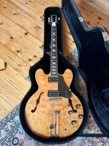 Epiphone riviera nick valensi - riviera,