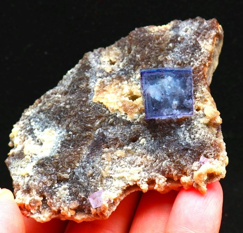 109 esemplare minerale - 109,4,