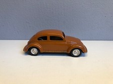 Leone marrone auto VW