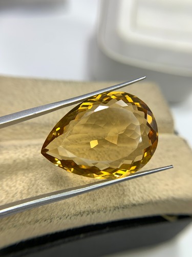 Pietra preziosa sfusa taglio