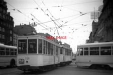 PHOTO  BELGIUM TRAM 1959 PLACE ROGIER STANDARD CAR TRAM  WITH TRAILER 725 ON ROU