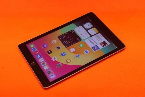 Apple ipad generazione - 6a,