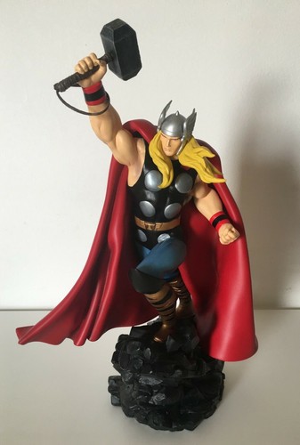 Thor bowen deluxe statue - statue, (2