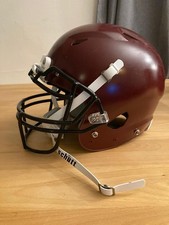 casco football americano nuovo, 2 Guanti nuovi, pantaloncino nuovo, 3maglie usa,