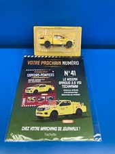 1/43 N°41 NISSAN BAROUD VSI