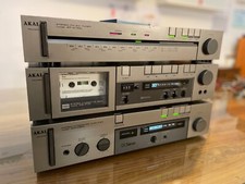 Trittico AKAI Tuner AT-K110L + Cassette Deck CS-F110 + Amplificatore AM-U210