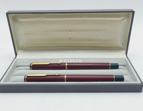 Rare parker laque maroon - maroon, &