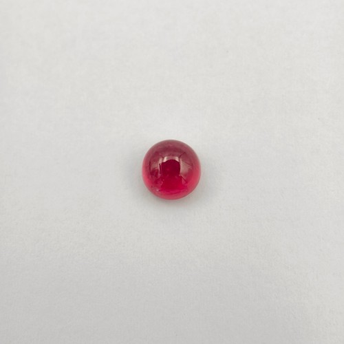 Pietra preziosa cabochon