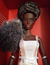 Fashion Royalty  Meteor Naysha Succession. NRFB