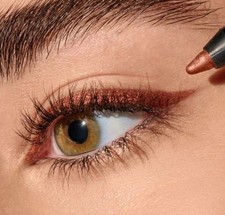 Victoria Beckham raso Kajal