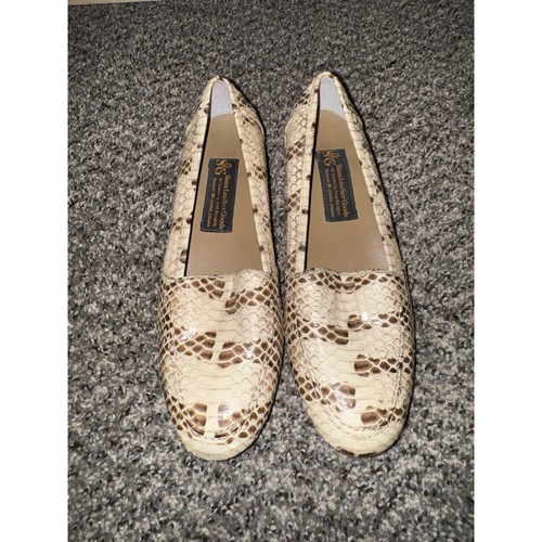 Women size 5 handmade - size, 9.5
