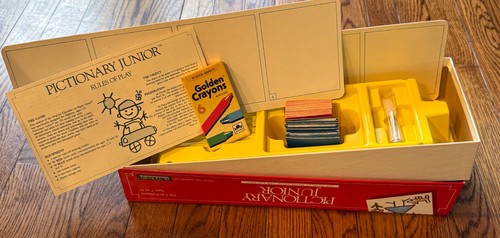 Vintage 1987 pictionary - -,