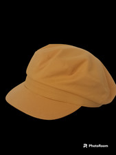 BERRETTO MODELLO STUART GIALLO