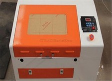 Macchina per incisione laser