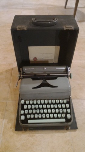 Macchina scrivere hermes - da,