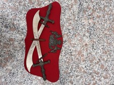 spade antiche e stemma da