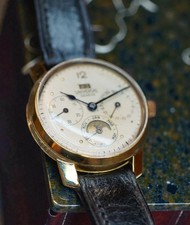 Orologio manuale Universal