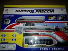 Pista treno trenino 21 pezzi  con binari super freccia carrozza con suoni e luci