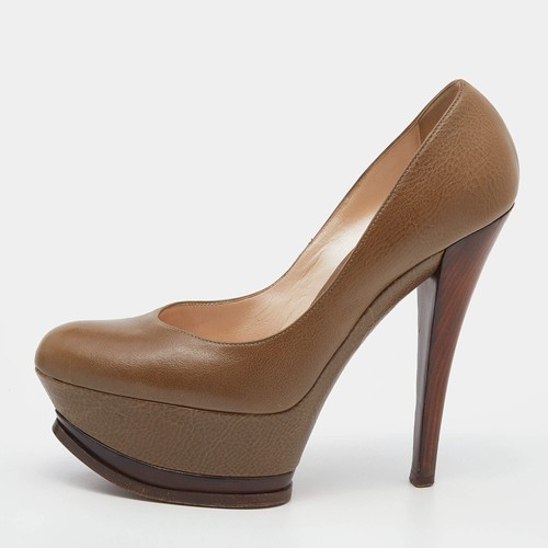 Décolleté con plateau