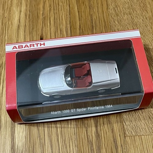 Modellino auto pressofuso