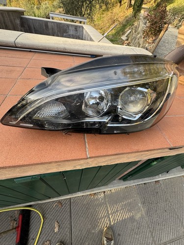 Peugeot 308 del 2019 faro - del,