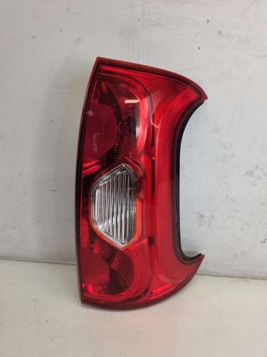 Fanale posteriore lato guida - lato,