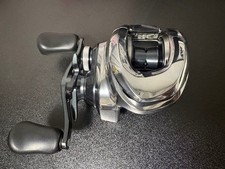 SHIMANO Baitcast Reel 19