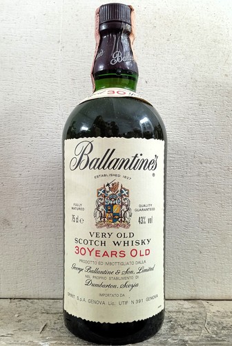 Very old scotch whisky - 1,