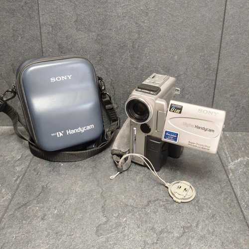 Sony digital handycam - digital,